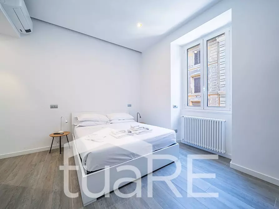 Immagine 9 di Appartamento in vendita  in Via Carlo Cattaneo a Roma