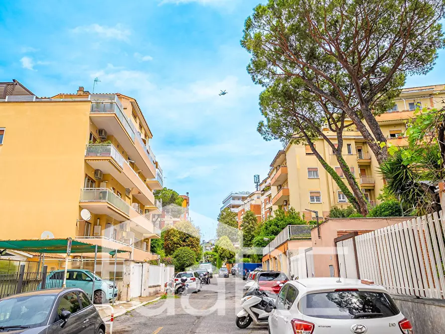 Immagine 16 di Box auto in vendita  in Via Filippo Ermini a Roma