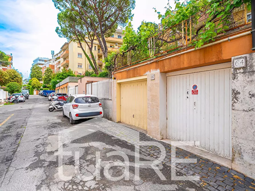 Immagine 8 di Box auto in vendita  in Via Filippo Ermini a Roma