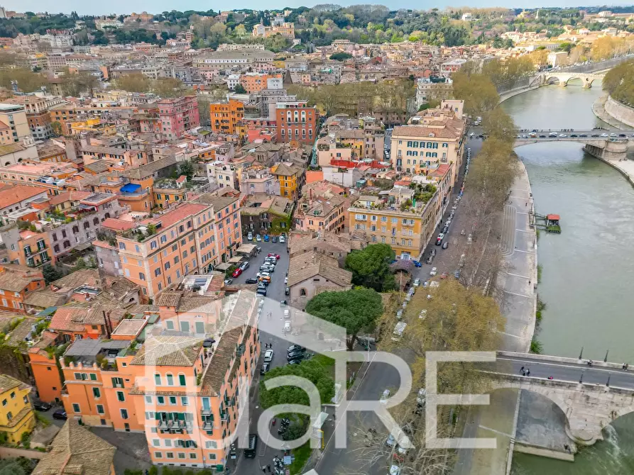 Immagine 9 di Appartamento in vendita  in Via Della Gensola a Roma