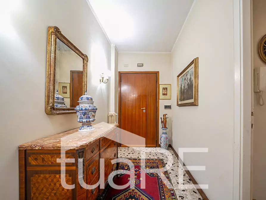 Immagine 15 di Attico in vendita  in Via Luigi Vittorio Bertarelli a Roma