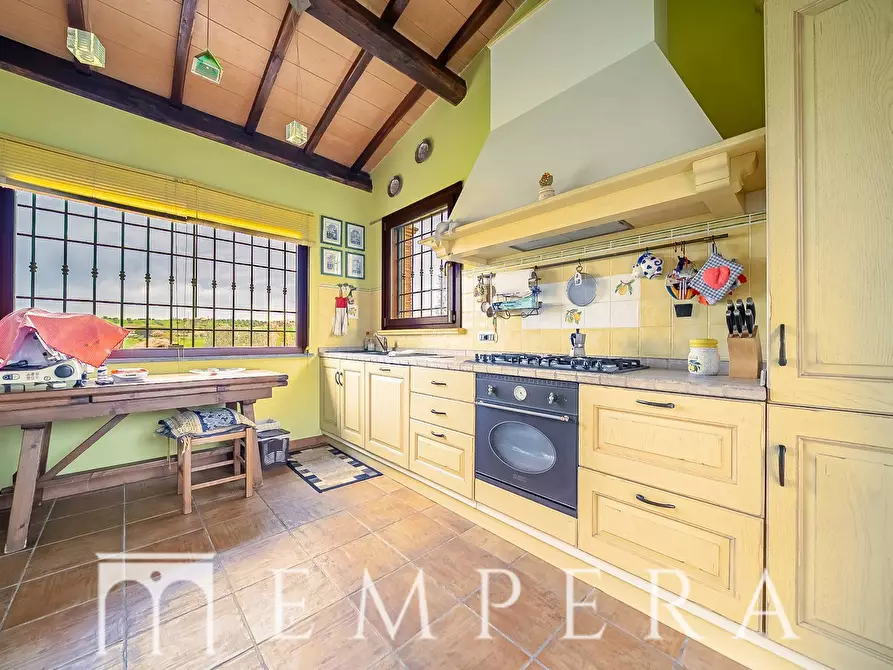 Immagine 7 di Villa in vendita  in VIA DEL CASALONE a Cerveteri