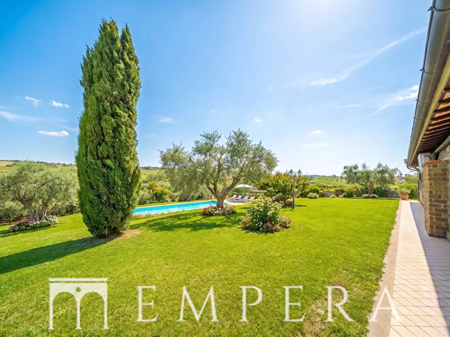 Immagine 11 di Villa in vendita  in VIA DEL CASALONE a Cerveteri