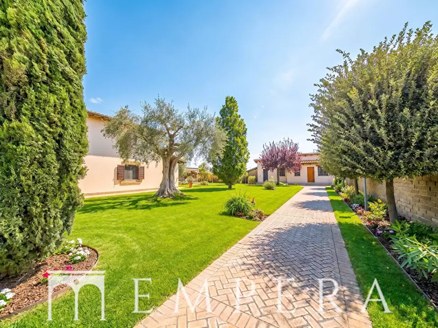 Immagine 17 di Villa in vendita  in VIA DEL CASALONE a Cerveteri