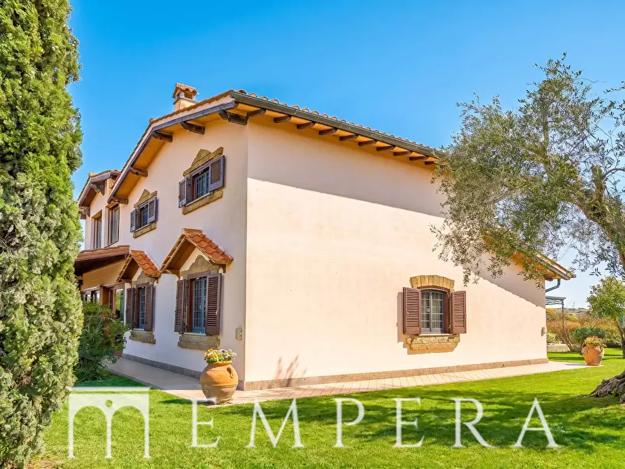 Immagine 20 di Villa in vendita  in VIA DEL CASALONE a Cerveteri