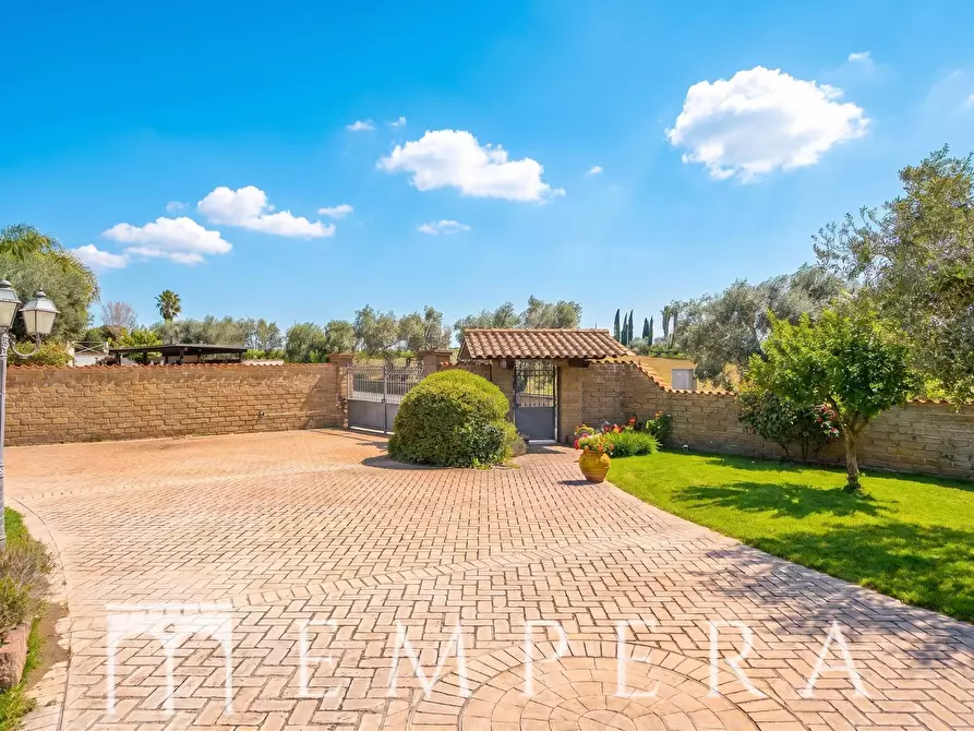 Immagine 21 di Villa in vendita  in VIA DEL CASALONE a Cerveteri