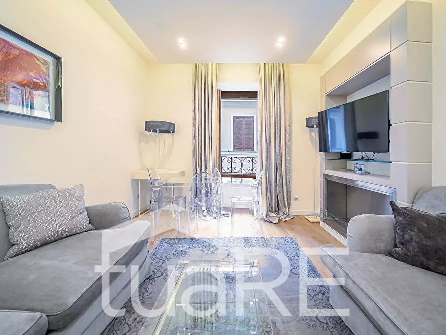 Immagine 15 di Appartamento in vendita  in Via Delle Carrozze a Roma
