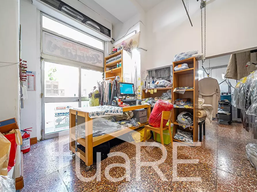 Immagine 2 di Negozio in vendita  in Circonvallazione Trionfale a Roma