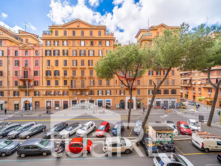 Immagine 16 di Appartamento in vendita  in Viale Eritrea a Roma