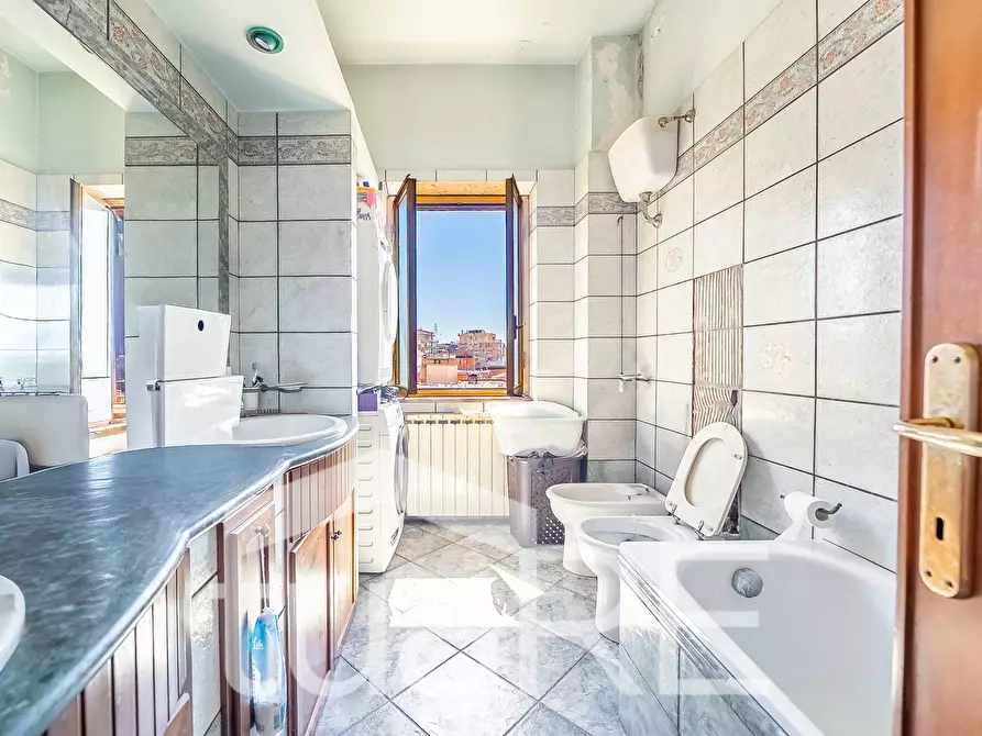 Immagine 9 di Appartamento in vendita  in Via Di Boccea a Roma