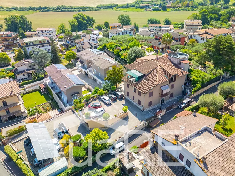 Immagine 4 di Villa in vendita  in Via Appennini a Fonte Nuova