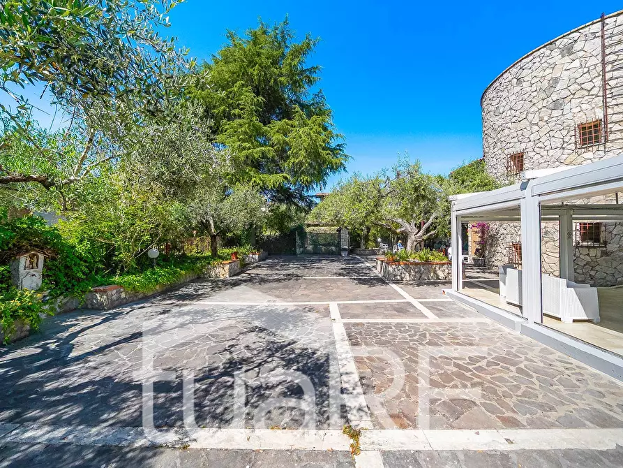 Immagine 12 di Villa in vendita  in Via Appennini a Fonte Nuova