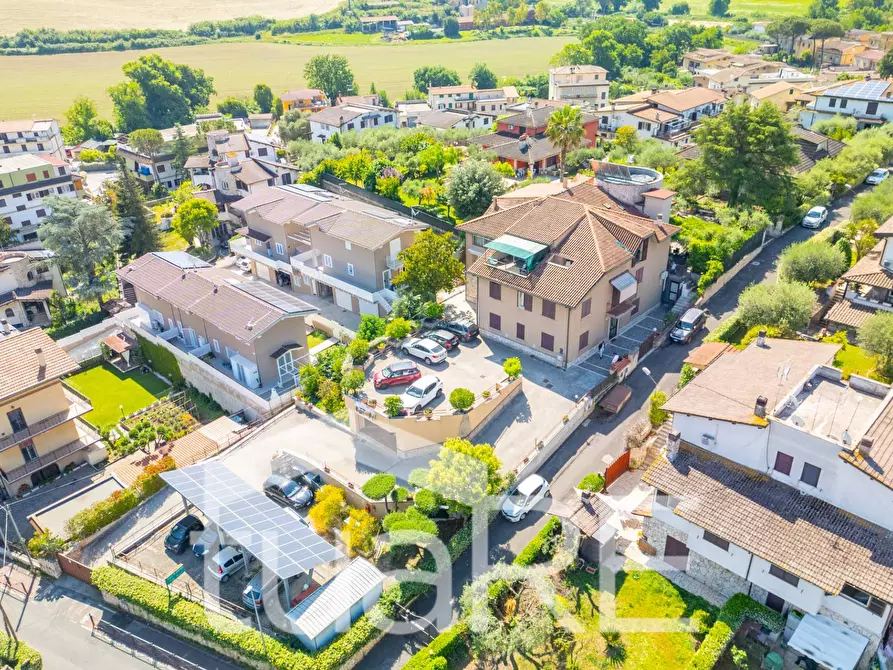 Immagine 32 di Villa in vendita  in Via Appennini a Fonte Nuova