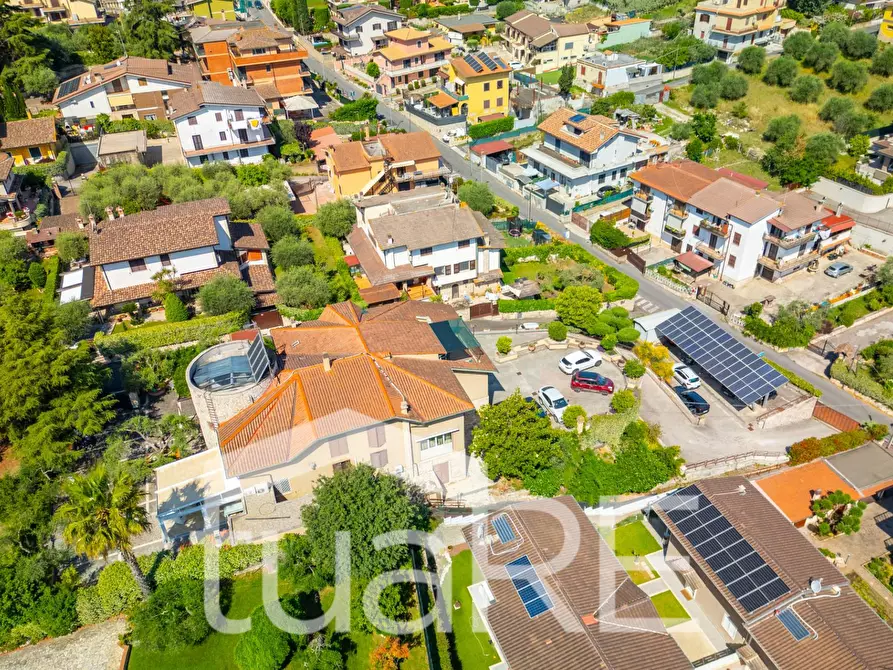 Immagine 39 di Villa in vendita  in Via Appennini a Fonte Nuova