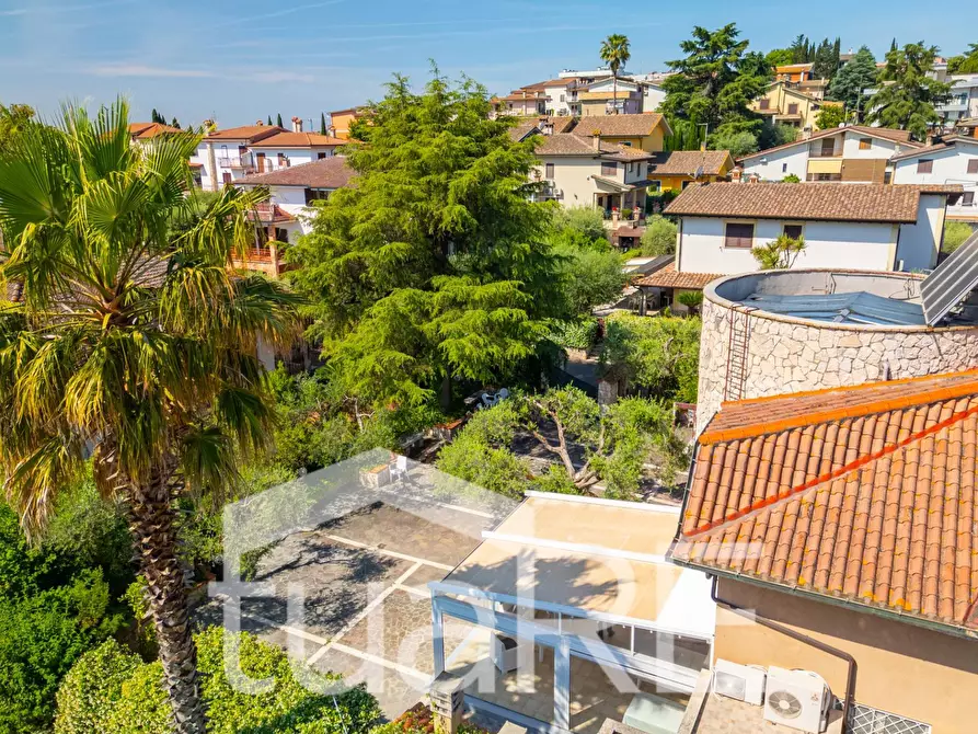 Immagine 49 di Villa in vendita  in Via Appennini a Fonte Nuova