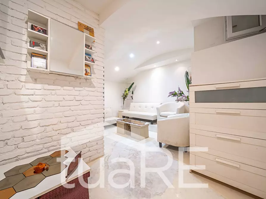 Immagine 4 di Appartamento in vendita  in Via Della Madonna Dei Monti a Roma