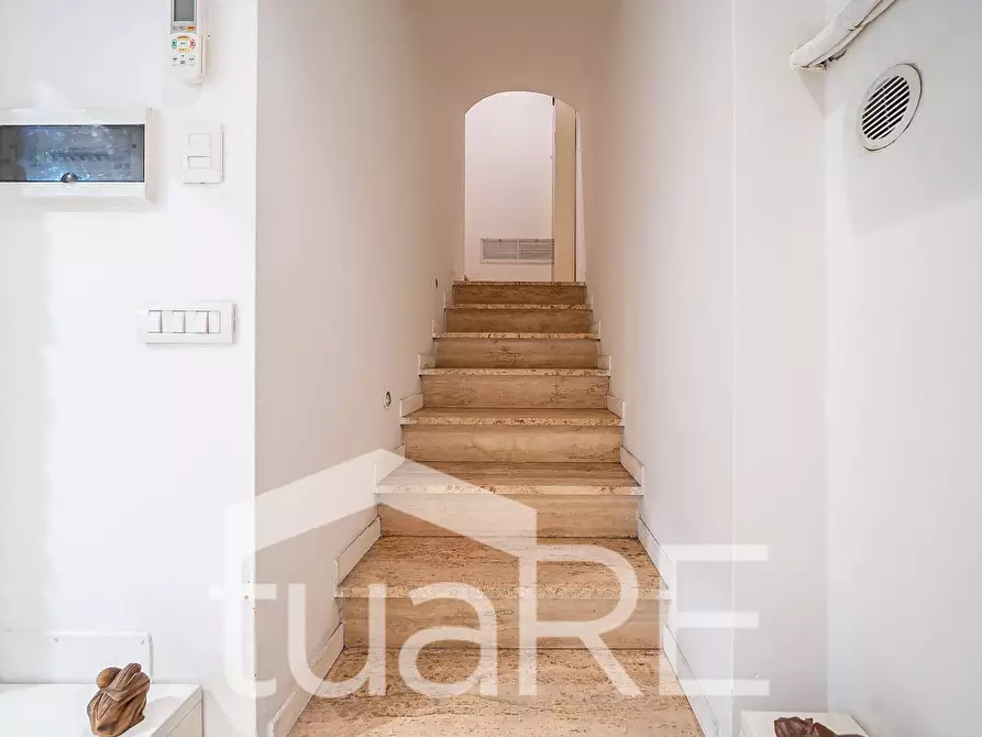 Immagine 22 di Appartamento in vendita  in Via Della Madonna Dei Monti a Roma