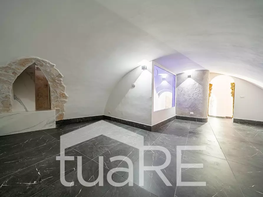 Immagine 8 di Appartamento in vendita  in Via Della Gensola a Roma