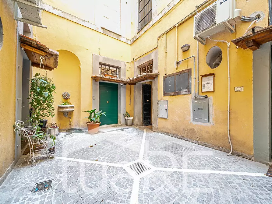 Immagine 13 di Appartamento in vendita  in Via Della Gensola a Roma