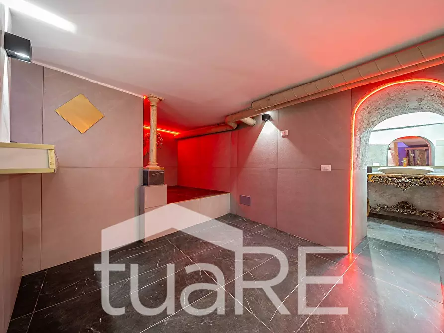 Immagine 23 di Appartamento in vendita  in Via Della Gensola a Roma