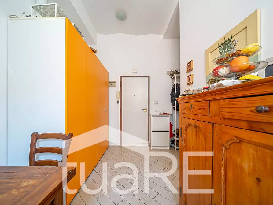 Immagine 10 di Appartamento in vendita  in Via Foscolo a Roma