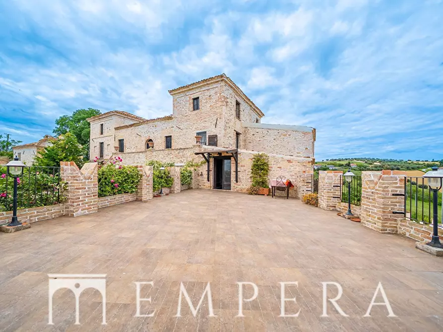 Immagine 19 di Palazzo in vendita  in via di Santa Maria Assunta a Mosciano Sant'angelo