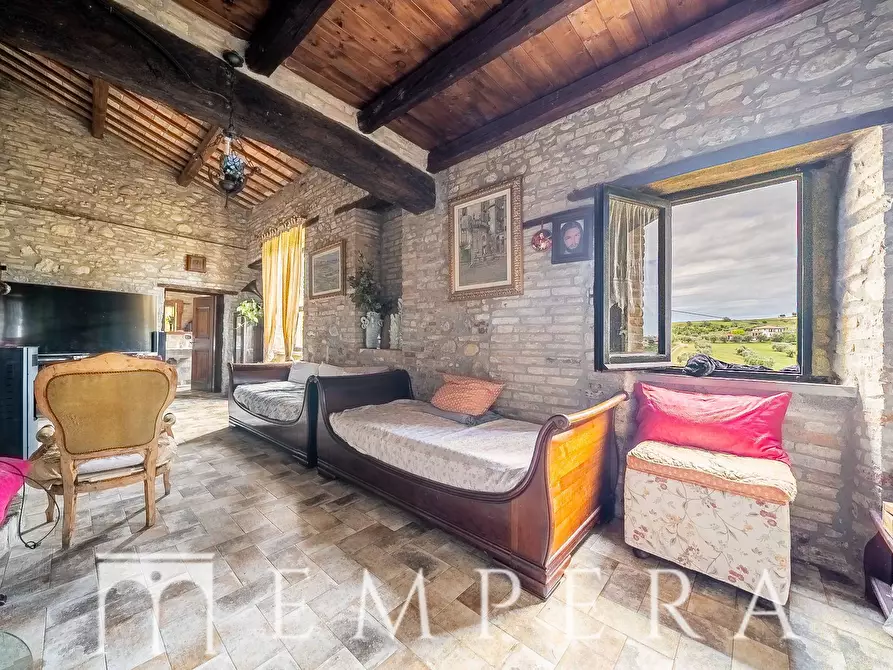 Immagine 28 di Palazzo in vendita  in via di Santa Maria Assunta a Mosciano Sant'angelo