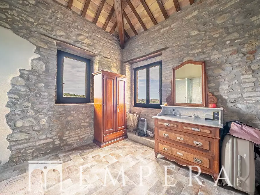 Immagine 30 di Palazzo in vendita  in via di Santa Maria Assunta a Mosciano Sant'angelo