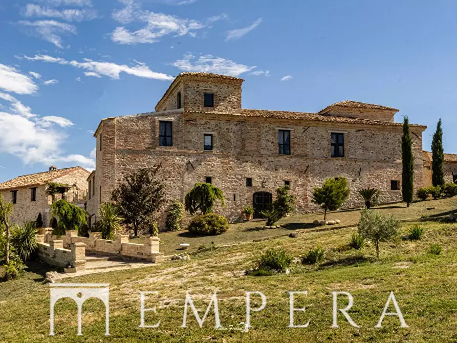 Immagine 40 di Palazzo in vendita  in via di Santa Maria Assunta a Mosciano Sant'angelo