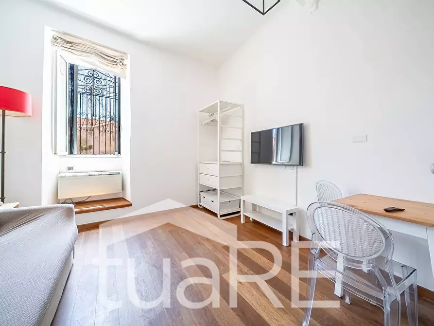 Immagine 2 di Appartamento in vendita  in Salita Di Sant'onofrio a Roma