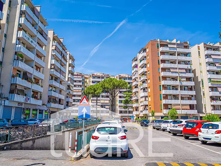 Immagine 16 di Negozio in vendita  in Via Del Forte Tiburtino a Roma
