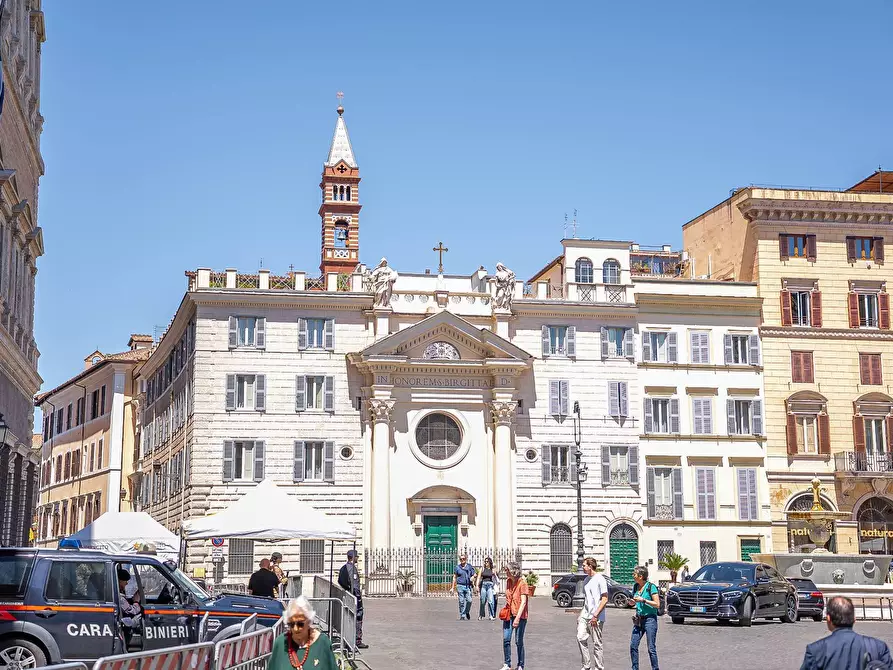 Immagine 5 di Appartamento in vendita  in Via Del Portico D'ottavia a Roma