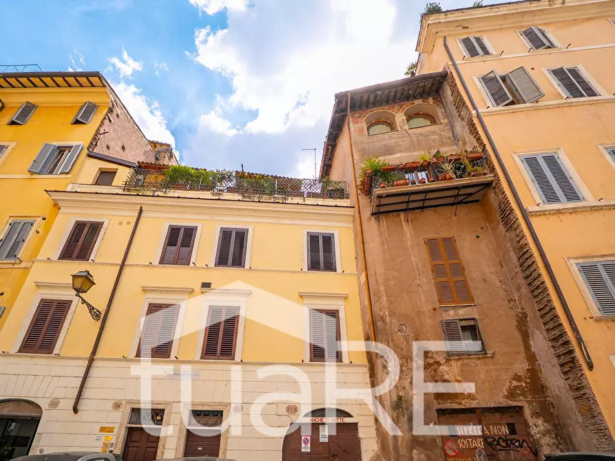 Immagine 16 di Appartamento in vendita  in Via Del Portico D'ottavia a Roma