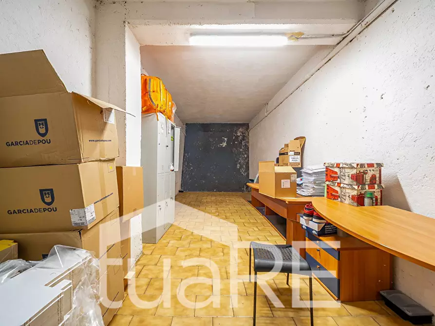 Immagine 12 di Negozio in vendita  in Via Antonio Pacinotti a Roma