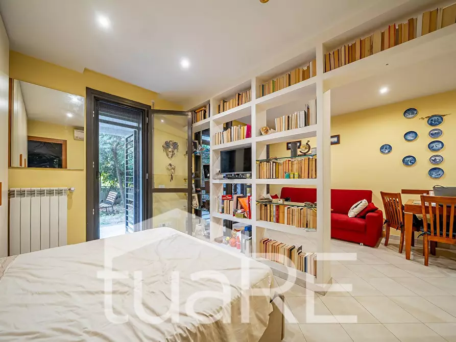 Immagine 6 di Appartamento in vendita  in Via Alberto Giolitti a Roma