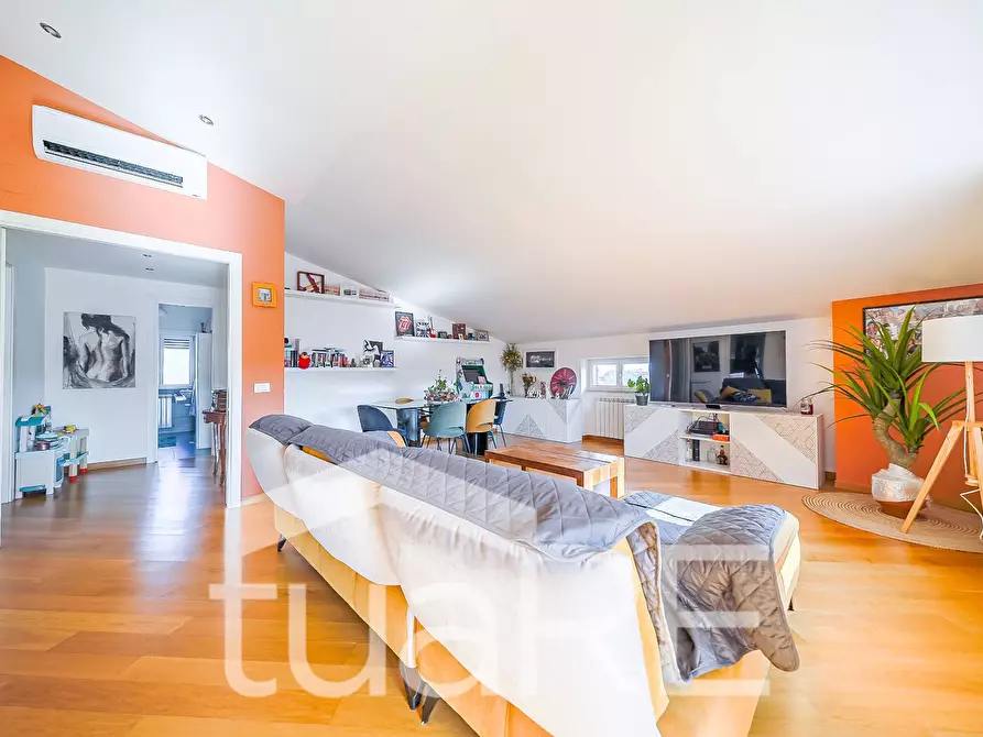 Immagine 3 di Appartamento in vendita  in Via Erbusco a Roma