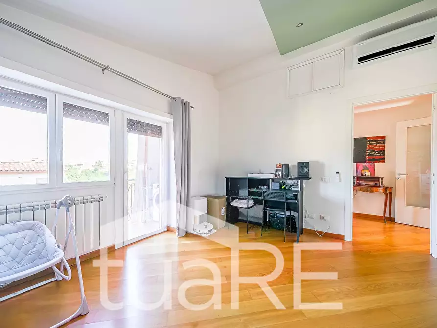 Immagine 10 di Appartamento in vendita  in Via Erbusco a Roma