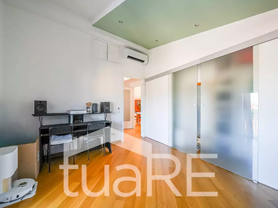 Immagine 12 di Appartamento in vendita  in Via Erbusco a Roma