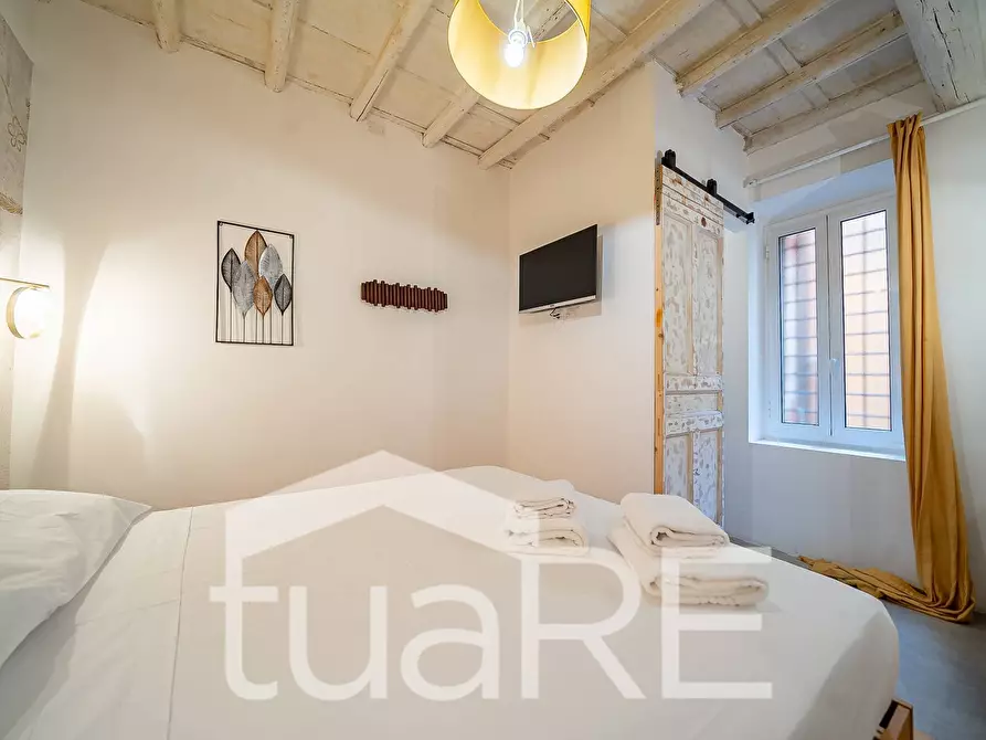 Immagine 6 di Appartamento in vendita  in Borgo Pio a Roma