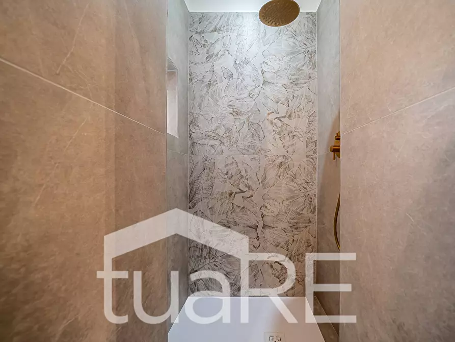 Immagine 15 di Appartamento in vendita  in Borgo Pio a Roma