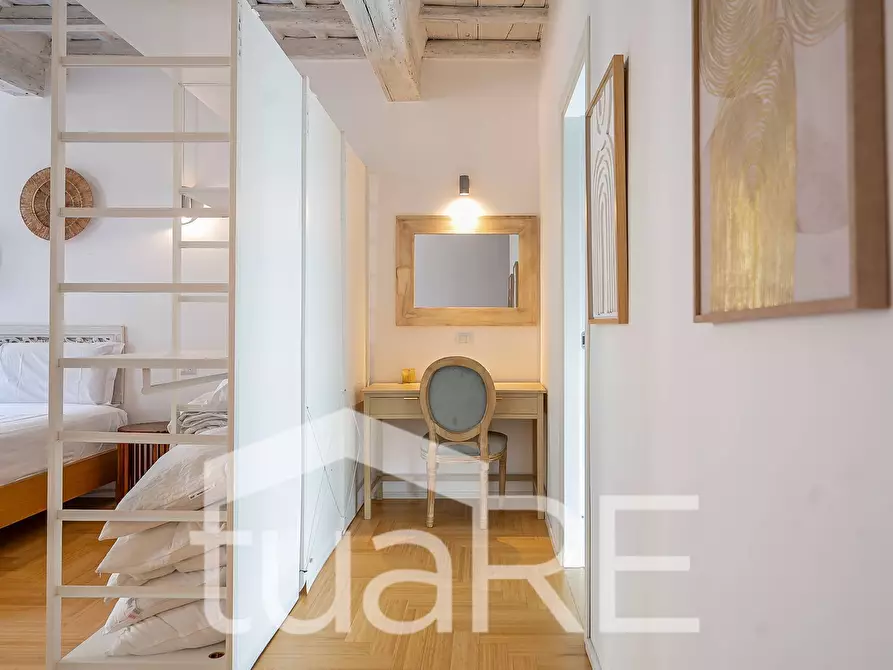 Immagine 18 di Appartamento in vendita  in Borgo Pio a Roma