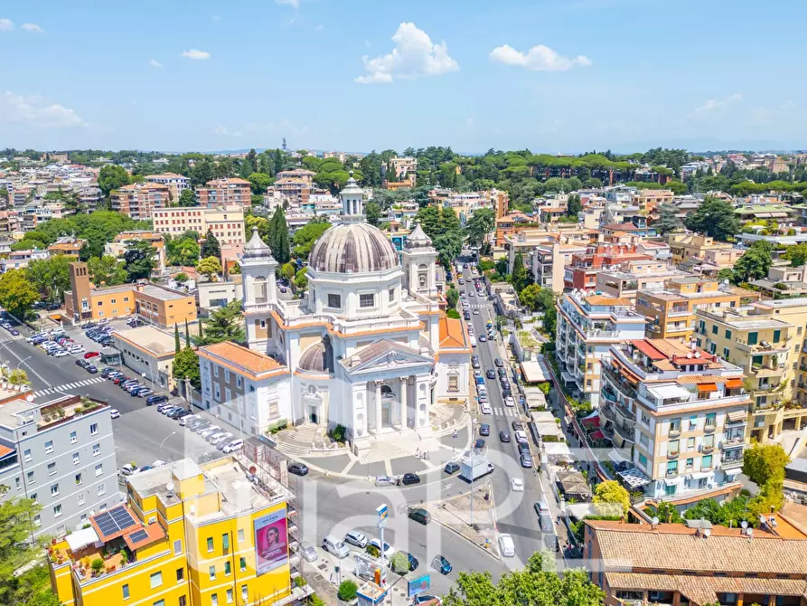 Immagine 6 di Terreno residenziale in vendita  in Via Dei Prati Della Farnesina a Roma