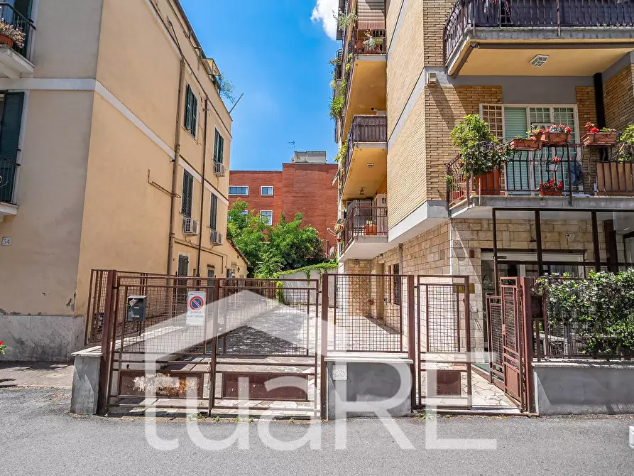 Immagine 10 di Terreno residenziale in vendita  in Via Dei Prati Della Farnesina a Roma