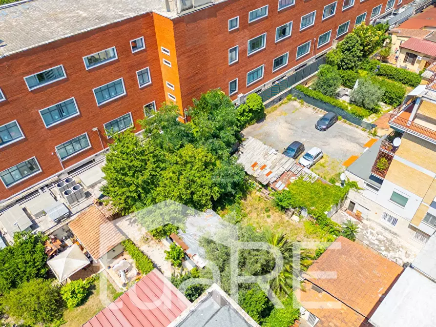 Immagine 12 di Terreno residenziale in vendita  in Via Dei Prati Della Farnesina a Roma