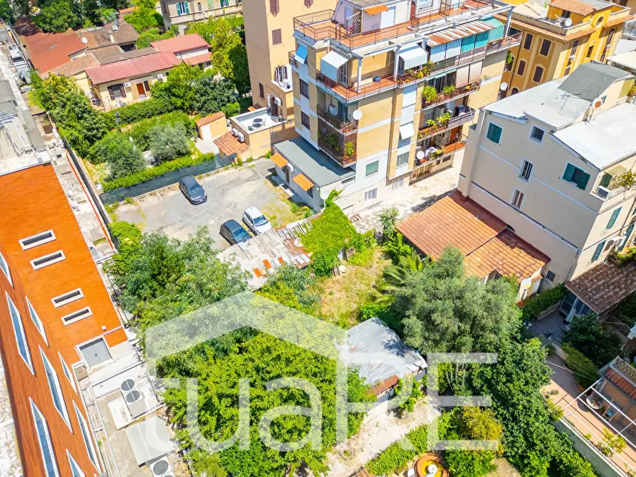 Immagine 14 di Terreno residenziale in vendita  in Via Dei Prati Della Farnesina a Roma