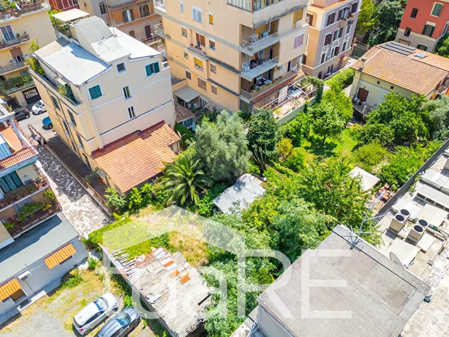 Immagine 16 di Terreno residenziale in vendita  in Via Dei Prati Della Farnesina a Roma