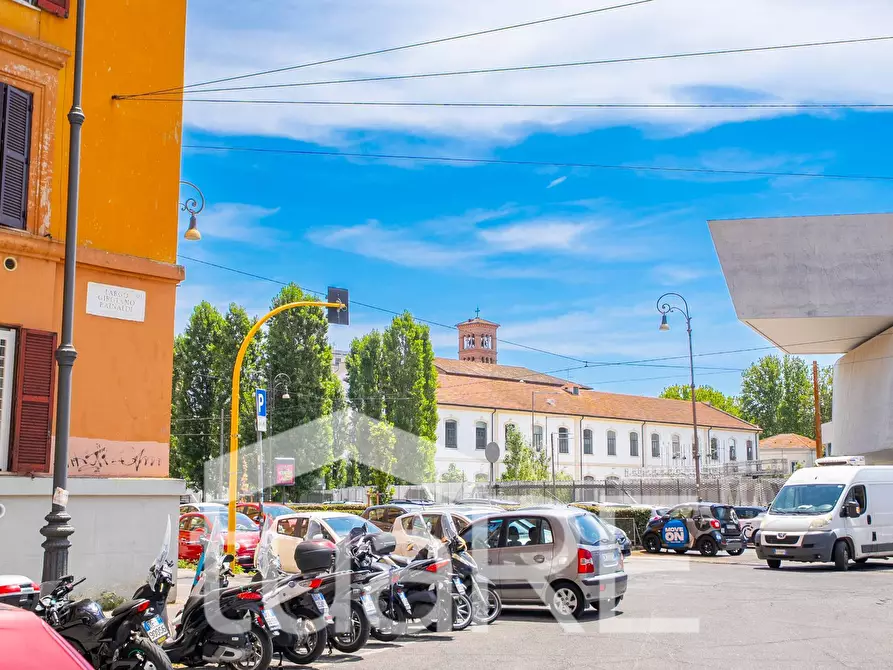 Immagine 20 di Box auto in vendita  in Via Guglielmo Calderini a Roma