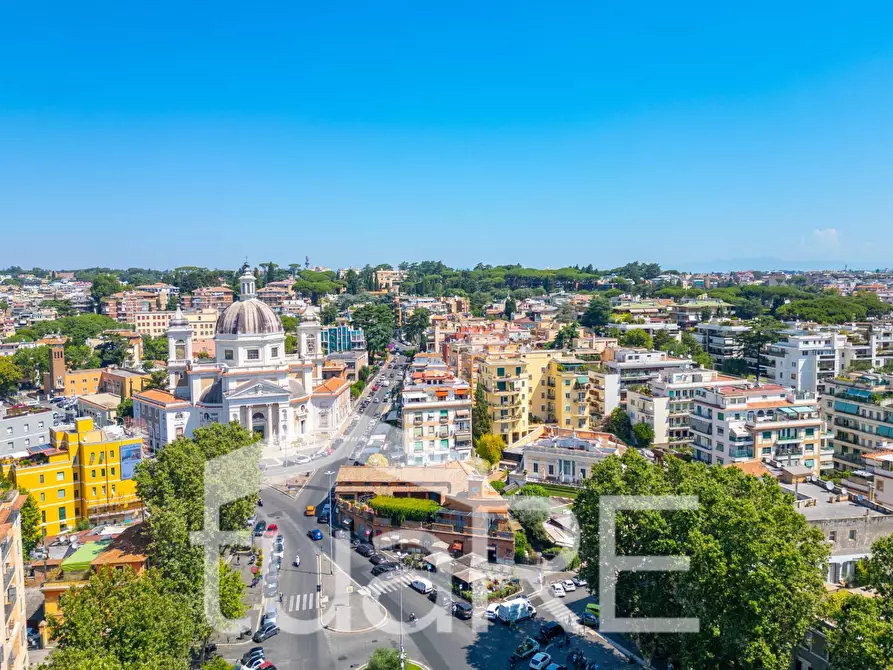 Immagine 14 di Appartamento in vendita  in Piazzale Di Ponte Milvio a Roma