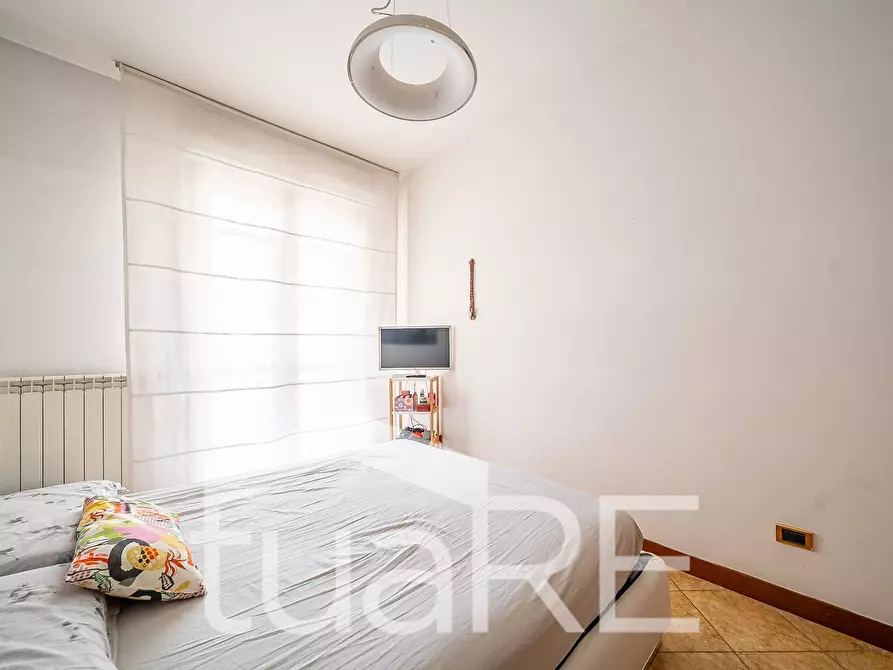 Immagine 5 di Appartamento in vendita  in Via Dei Gozzadini a Roma