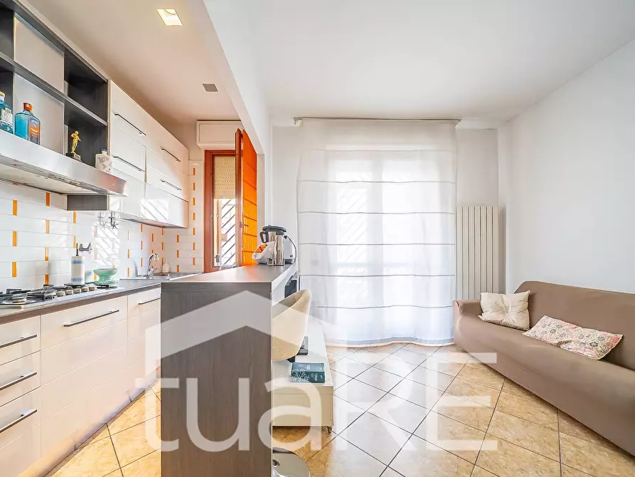 Immagine 17 di Appartamento in vendita  in Via Dei Gozzadini a Roma